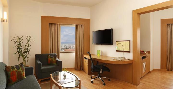 Lemon Tree Premier Hitec City Hyderabad Exterior photo