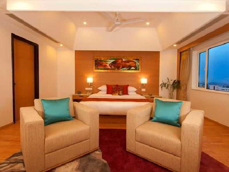 Lemon Tree Premier Hitec City Hyderabad Exterior photo